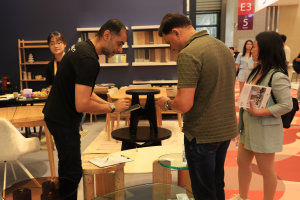 What Global Furniture Retailers Expect from Manufacturers in 2026